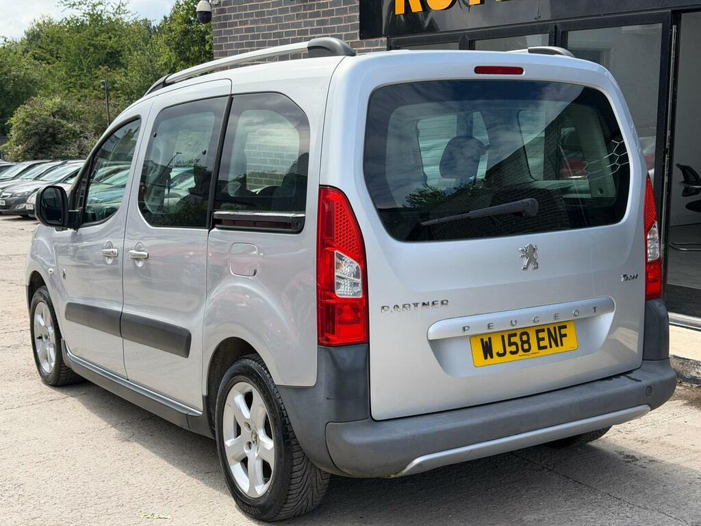 Peugeot Partner Tepee 1.6 Hdi 8V Tepee Outdoor Silver #6