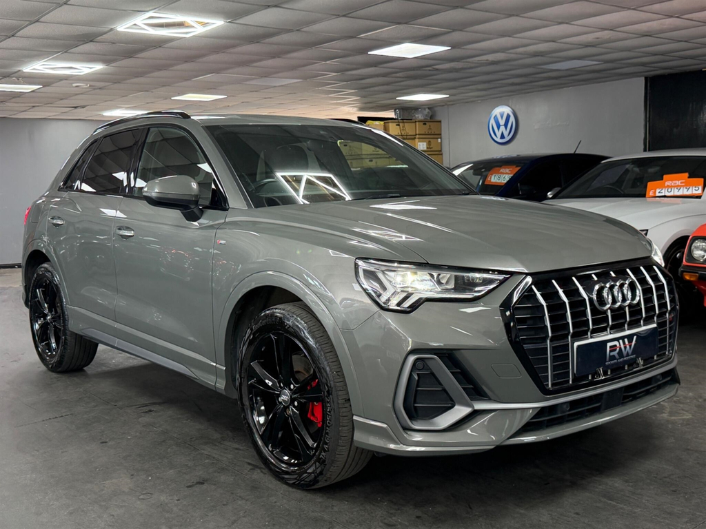 Audi Q3 1.5 Tfsi Cod 35 S Line Suv S Tronic Eur KR19LVD Grey