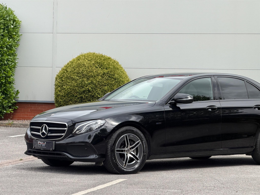 Mercedes-Benz E Class Estate 2.0 E300de 13.5Kwh Amg Line G-tronic Euro Black #26