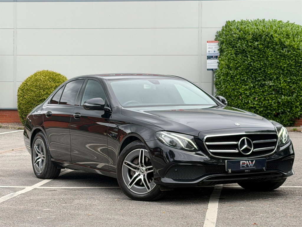 Mercedes-Benz E Class 2.0 E300de 13.5Kwh Se Saloon Plug-in Hy Black