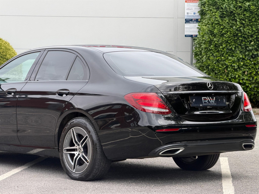 Mercedes-Benz E Class Estate 2.0 E300de 13.5Kwh Amg Line G-tronic Euro Black #35