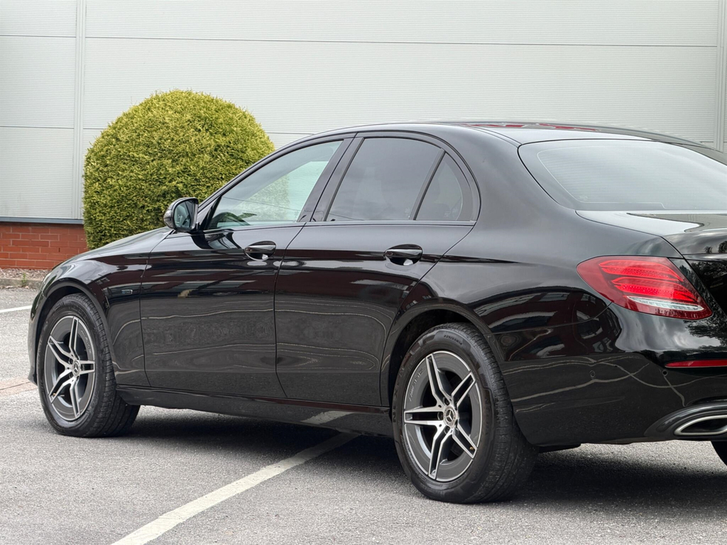 Mercedes-Benz E Class Estate 2.0 E300de 13.5Kwh Amg Line G-tronic Euro Black #34