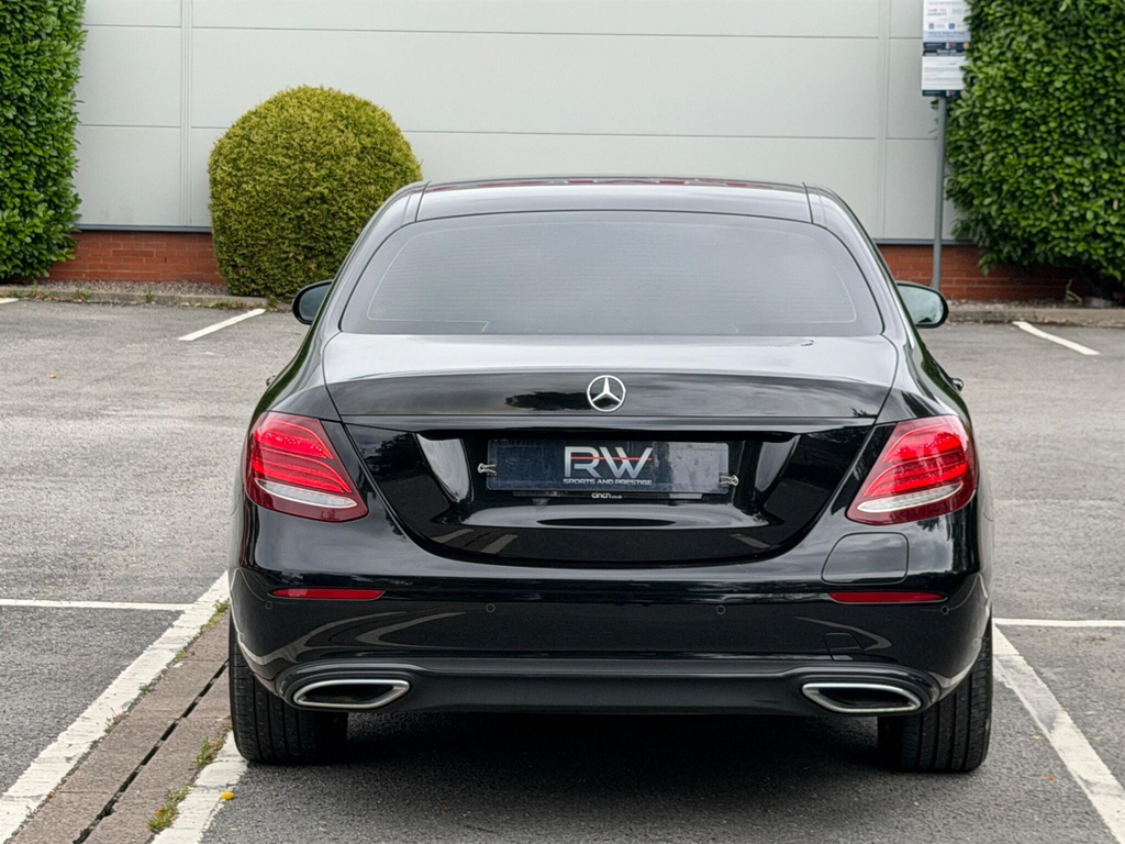 Mercedes-Benz E Class Estate 2.0 E300de 13.5Kwh Amg Line G-tronic Euro Black #32