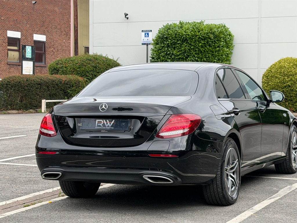 Mercedes-Benz E Class Estate 2.0 E300de 13.5Kwh Amg Line G-tronic Euro Black #31