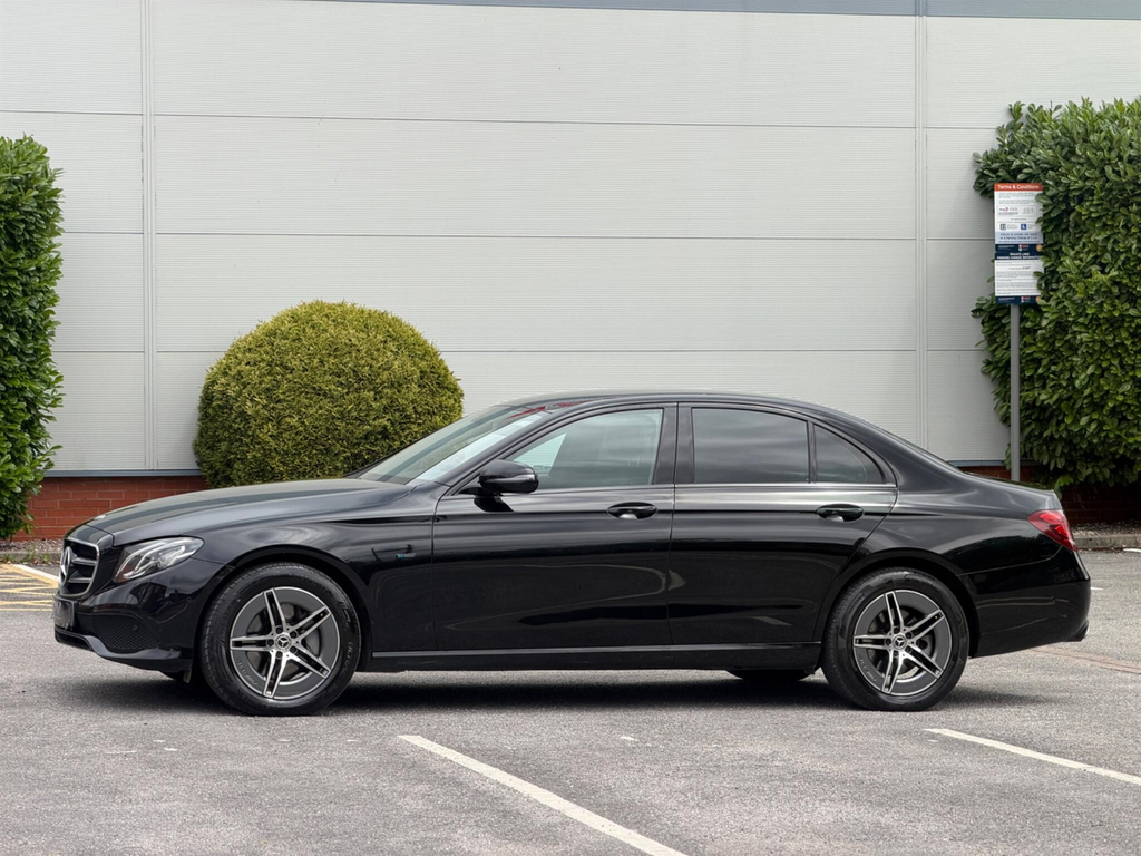 Mercedes-Benz E Class Estate 2.0 E300de 13.5Kwh Amg Line G-tronic Euro Black #22