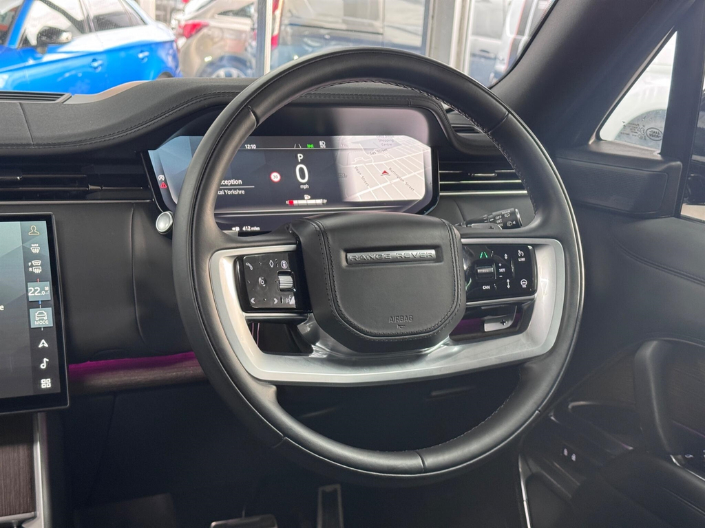 Land Rover Range Rover 2.0 D200 Dynamic Se 2025 Black #41
