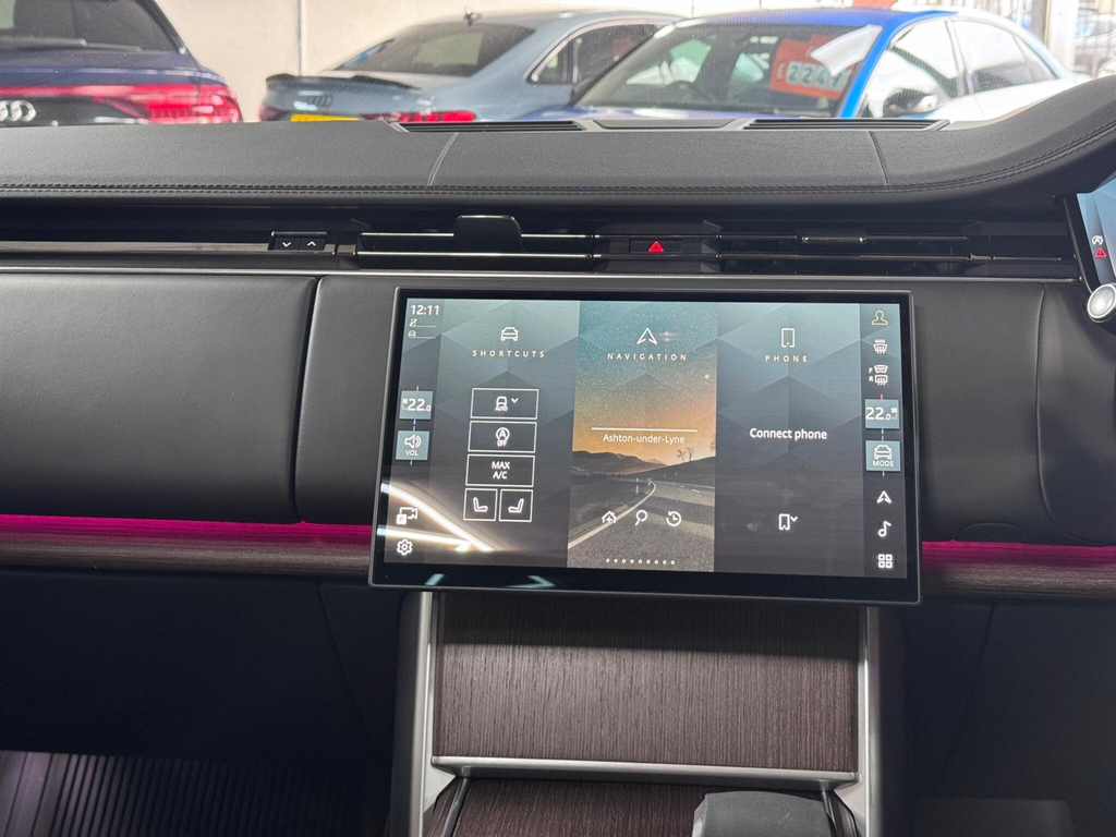 Land Rover Range Rover 2.0 D200 Dynamic Se 2025 Black #52