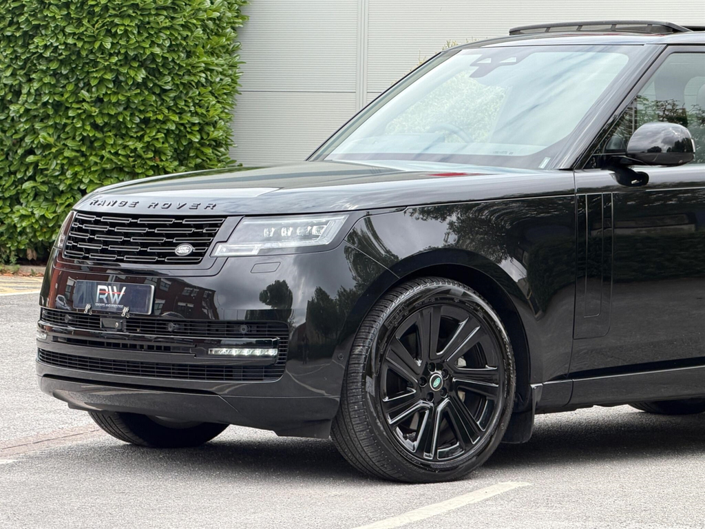 Land Rover Range Rover 2.0 D200 Dynamic Se 2025 Black #24