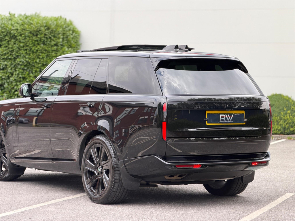 Land Rover Range Rover 2.0 D200 Dynamic Se 2025 Black #29