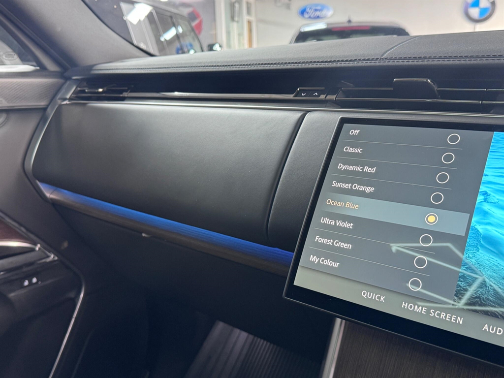 Land Rover Range Rover 2.0 D200 Dynamic Se 2025 Black #59
