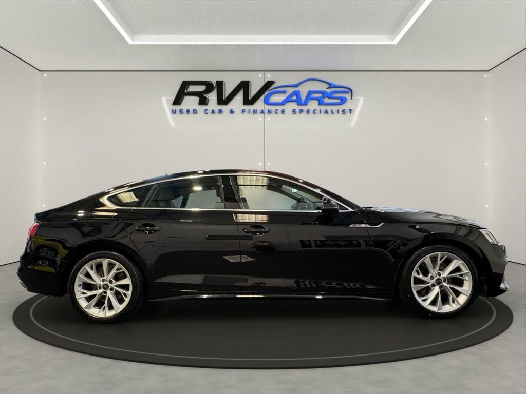 Audi A5 2L Sport Black #5