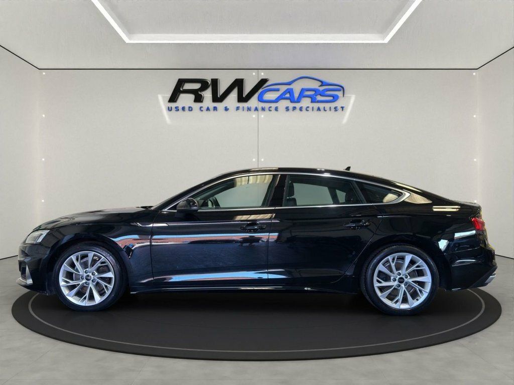 Audi A5 2L Sport Black