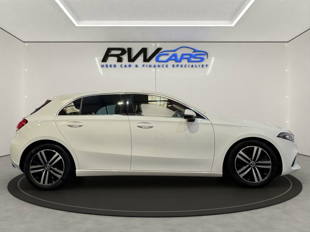 Mercedes-Benz A Class 1.3L Sport White #5