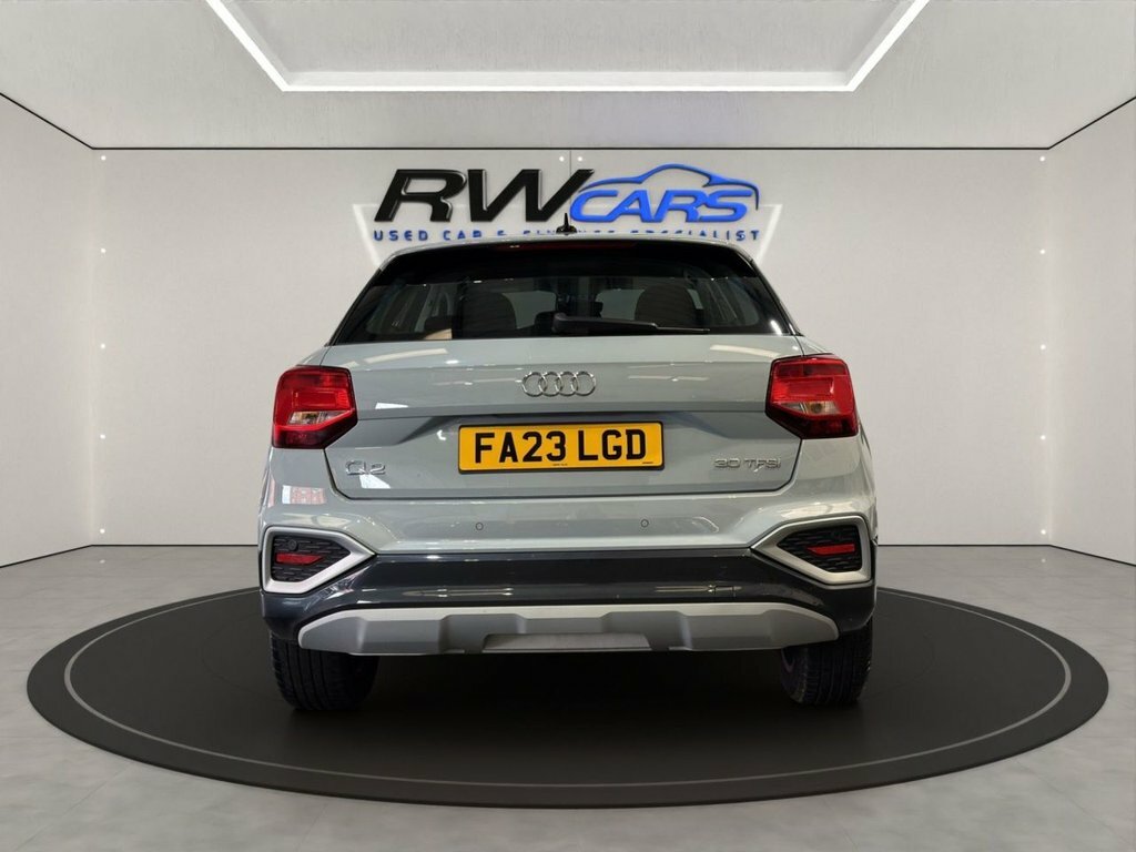 Audi Q2 1L Sport Grey #4