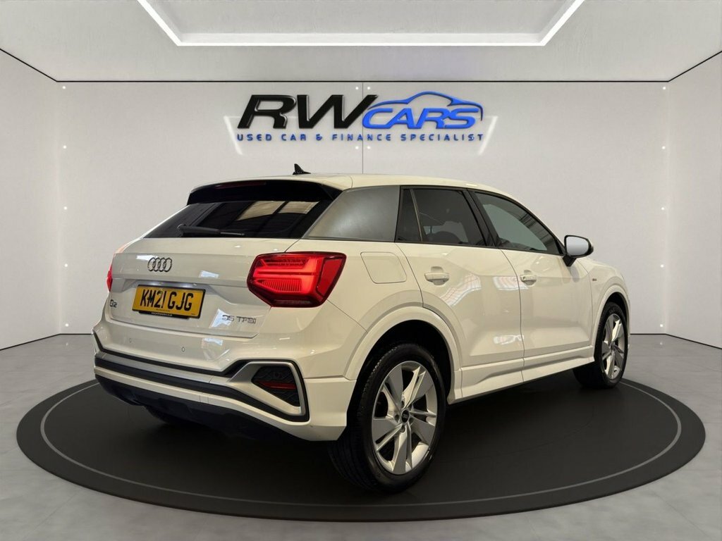 Audi Q2 1.5L S Line White #3
