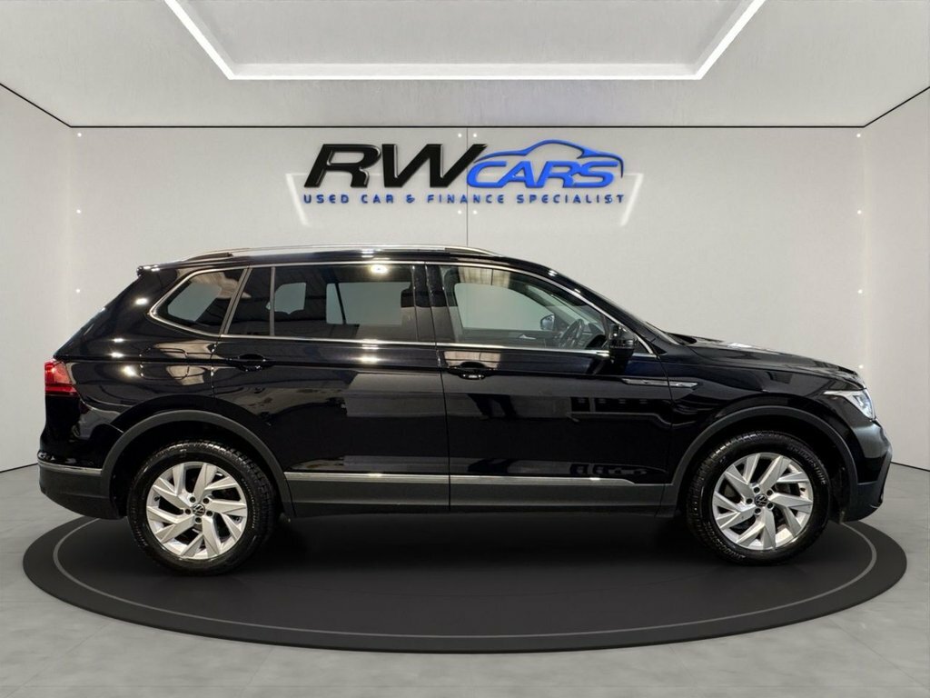 Volkswagen Tiguan Allspace 1.5L Life Black #6