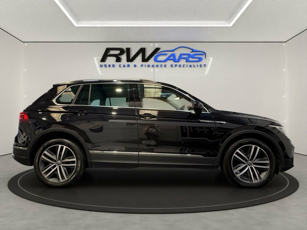 Volkswagen Tiguan 2L Elegance Black #5