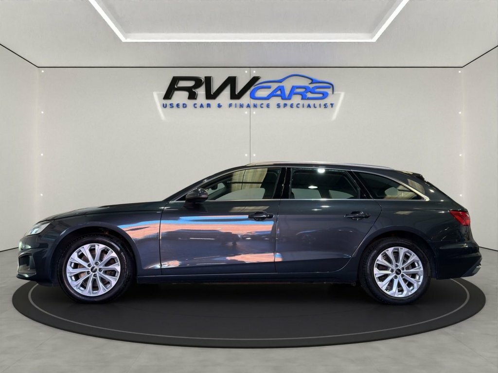 Audi A4 Avant 2L Technik Grey
