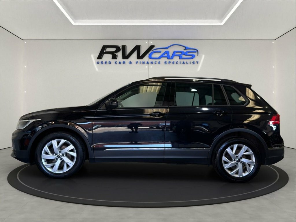 Volkswagen Tiguan 2L Life ND23ESG Black #2