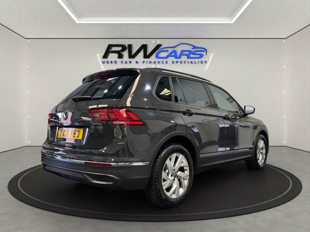 Volkswagen Tiguan 1.5L Life Grey #5