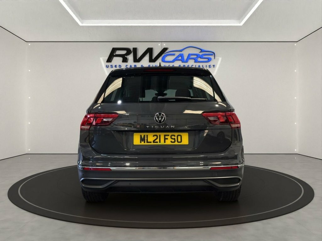 Volkswagen Tiguan 1.5L Life Grey #4