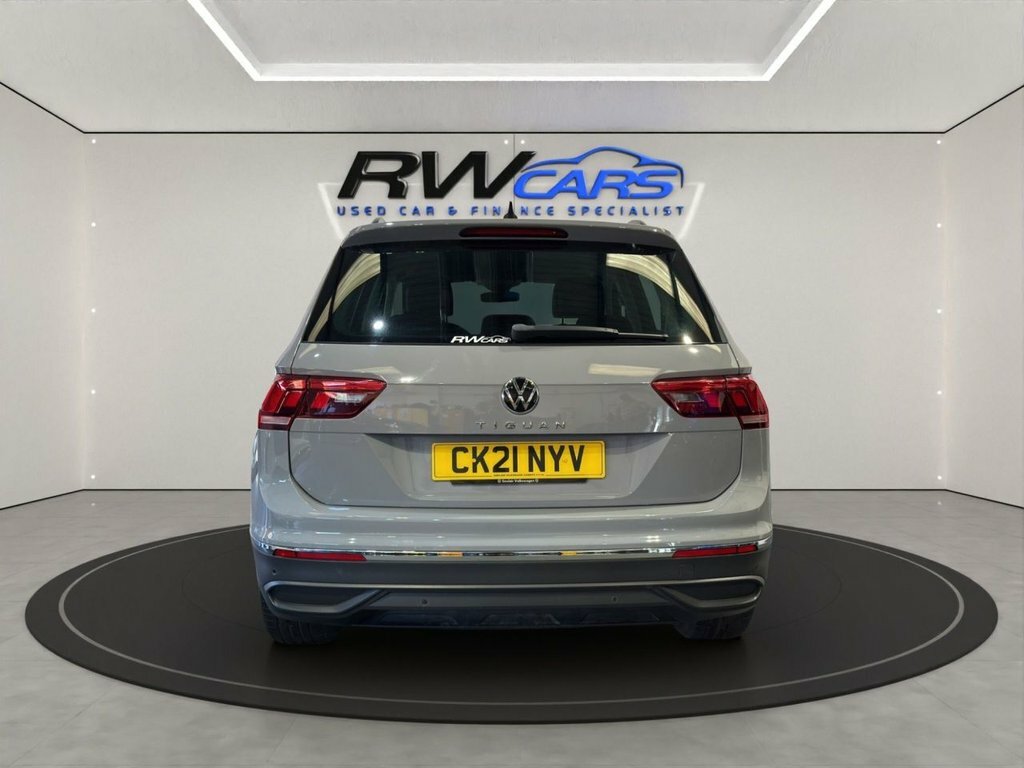 Volkswagen Tiguan 1.5L Life Grey #4