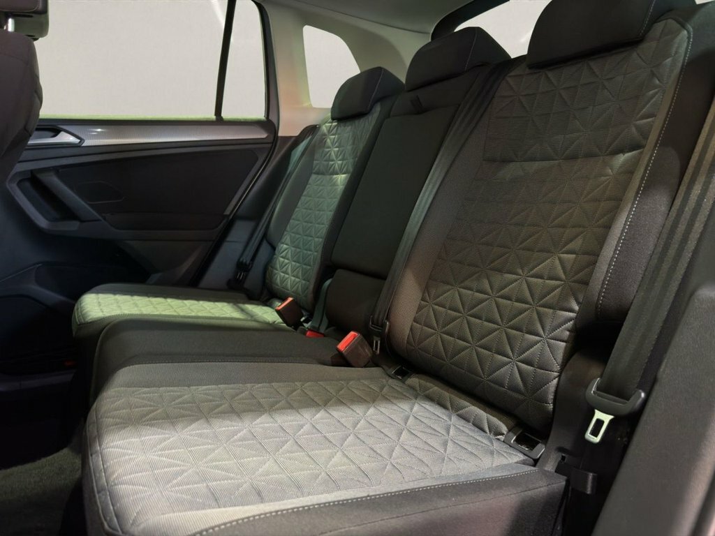 Volkswagen Tiguan Pa Elegance Evo 1.5 Tsi 150Ps 7-Speed Dsg Grey #25