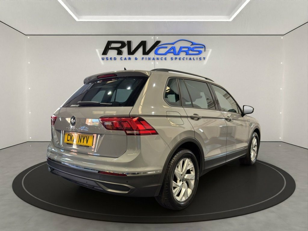 Volkswagen Tiguan 1.5L Life Grey #5
