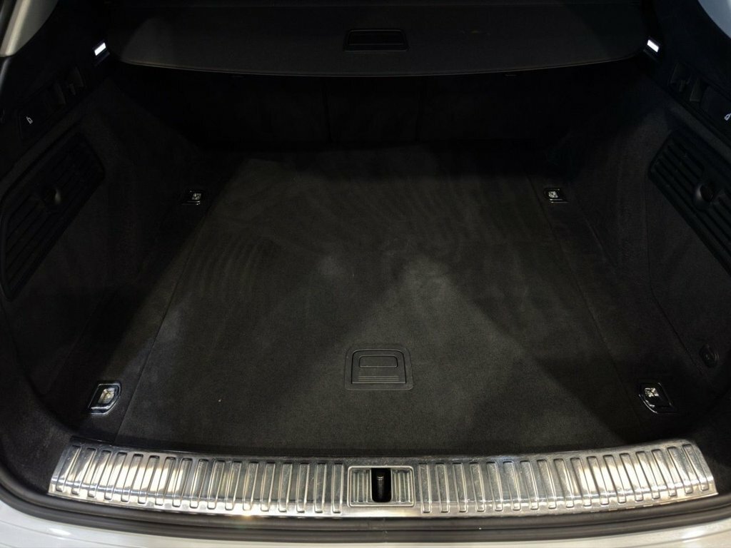Audi E-tron E-tron 55 Quattro Blue #22