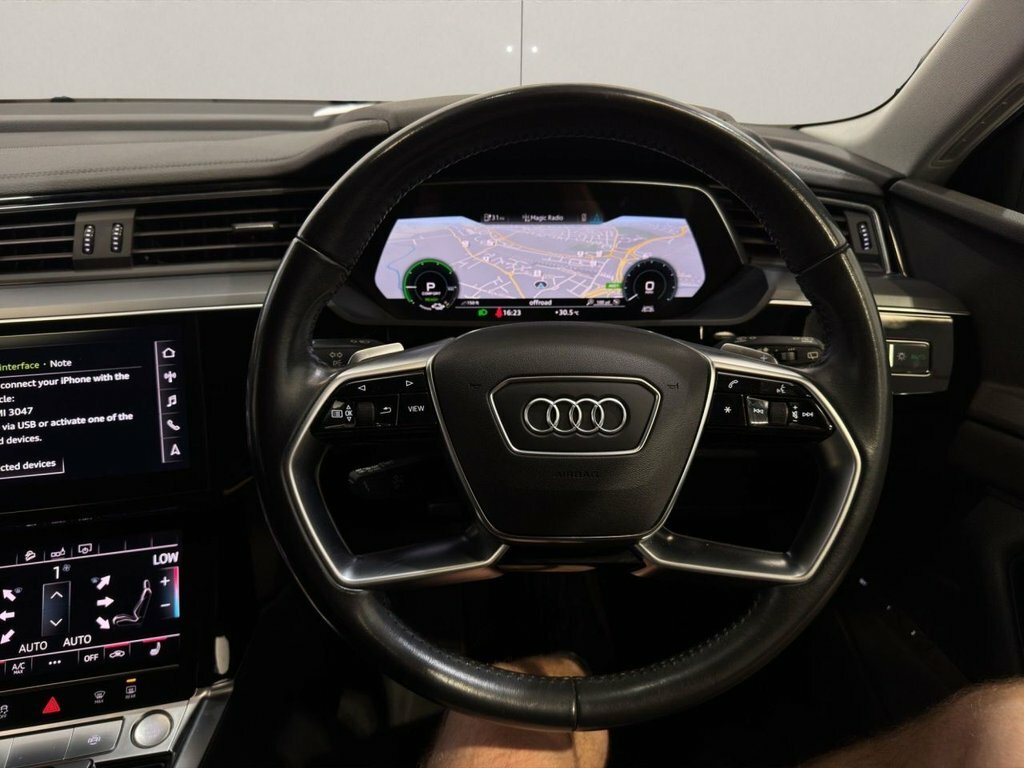 Audi E-tron E-tron 55 Quattro Blue #17