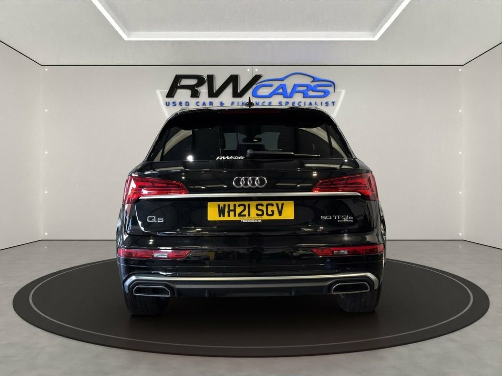 Audi Q5 2L S Line Black #3