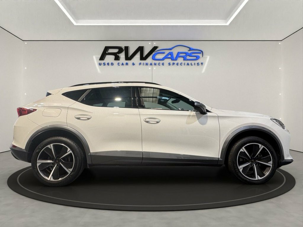 Cupra Formentor 1.5L V1 YM24OXF White #5