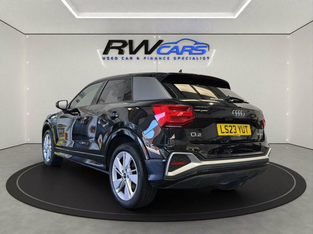 Audi Q2 1L S Line LS23YUT Black #3