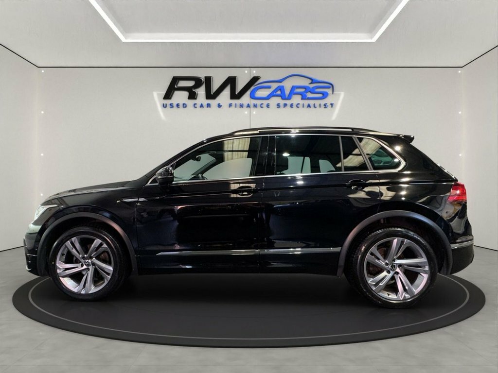 Volkswagen Tiguan 1.5L R-line Edition Black
