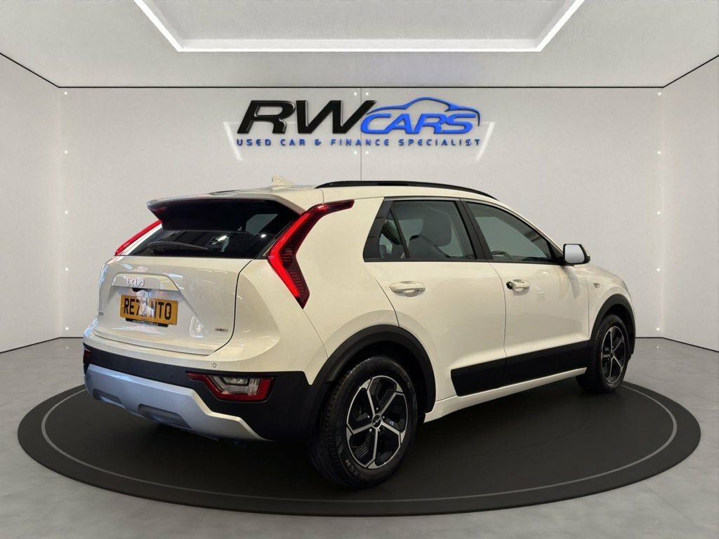 Kia Niro 1.6L 2 White #5