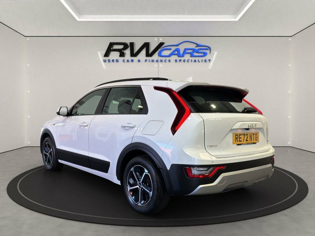 Kia Niro 1.6L 2 White #3