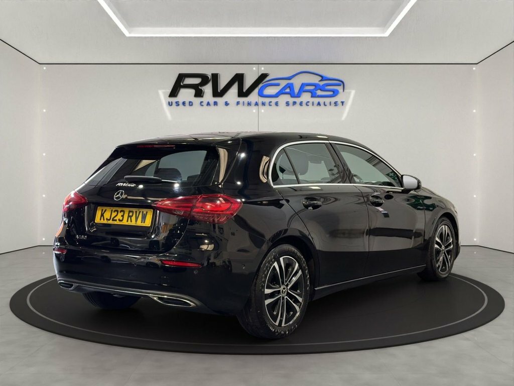Mercedes-Benz A Class 1.3L Sport Black #4