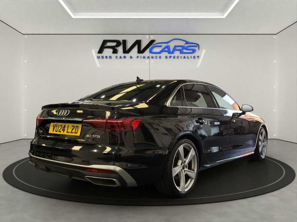 Audi A4 2L S Line Black #4