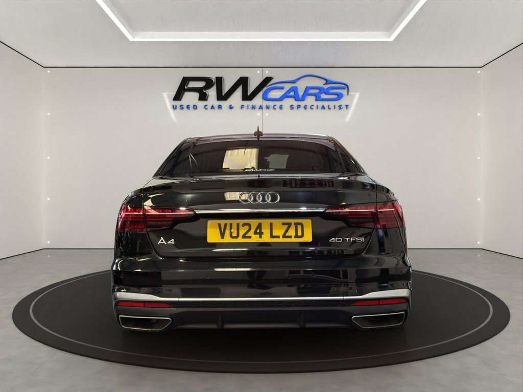 Audi A4 2L S Line Black #3