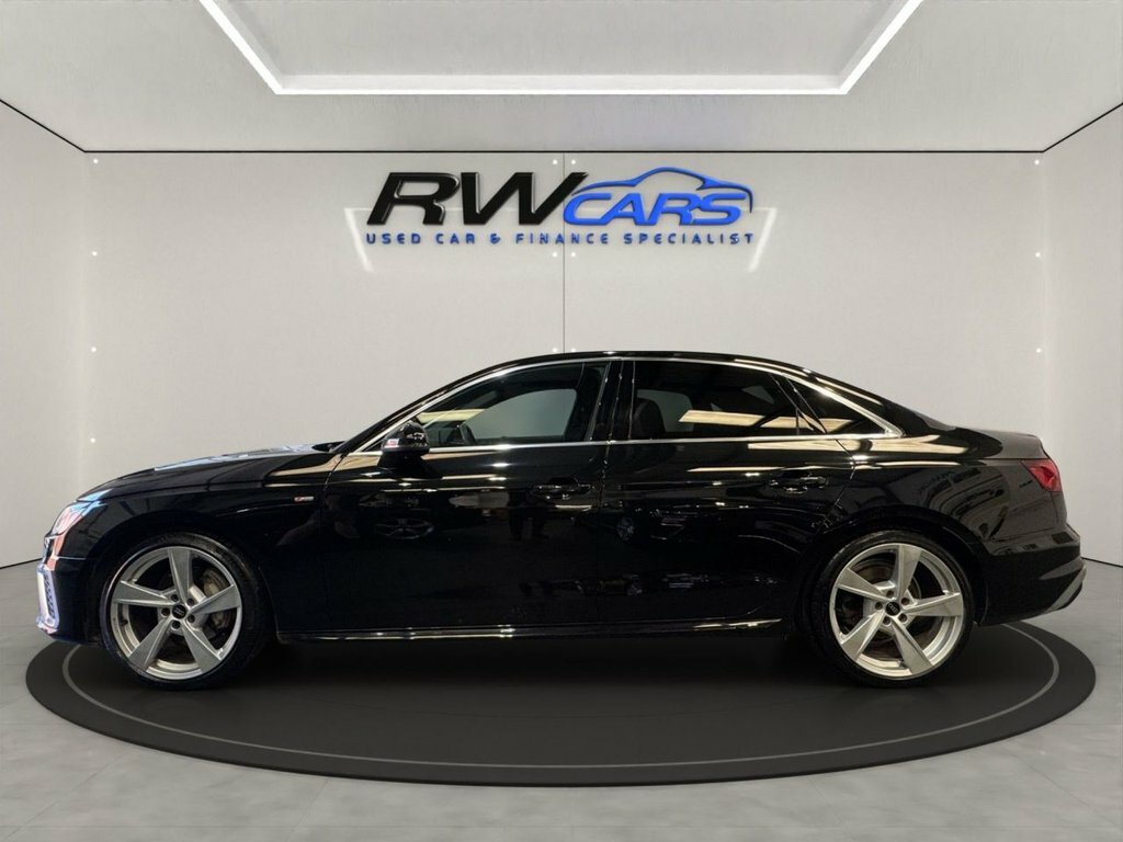 Audi A4 2L S Line Black