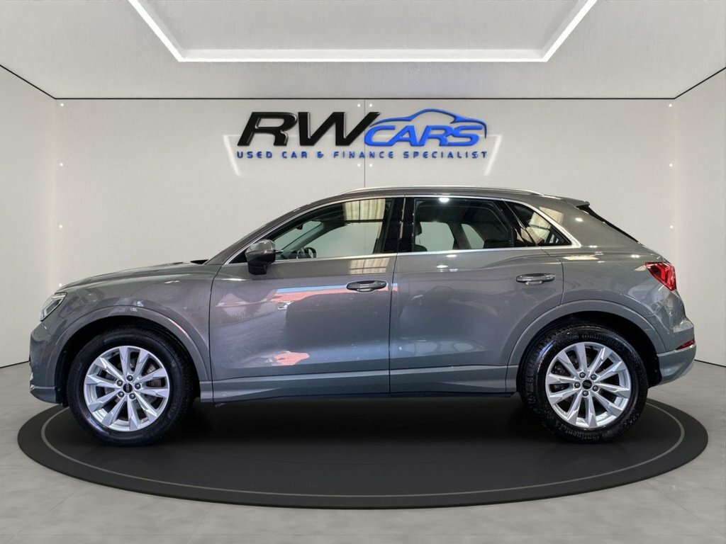 Audi Q3 1.5L Sport Grey #2