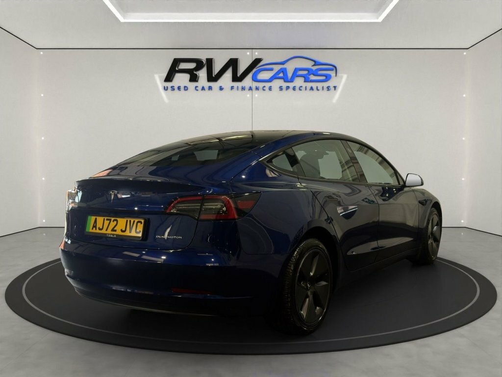 Tesla Model 3 Saloon Blue #4