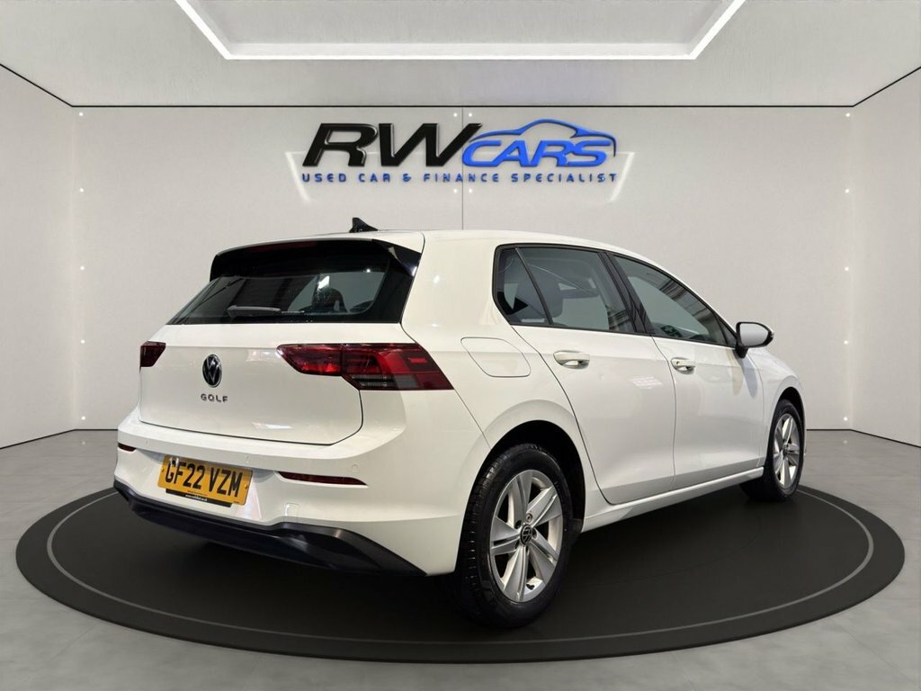 Volkswagen Golf 1L Life White #5