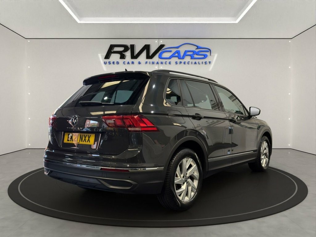 Volkswagen Tiguan 1.5L Life Grey #4