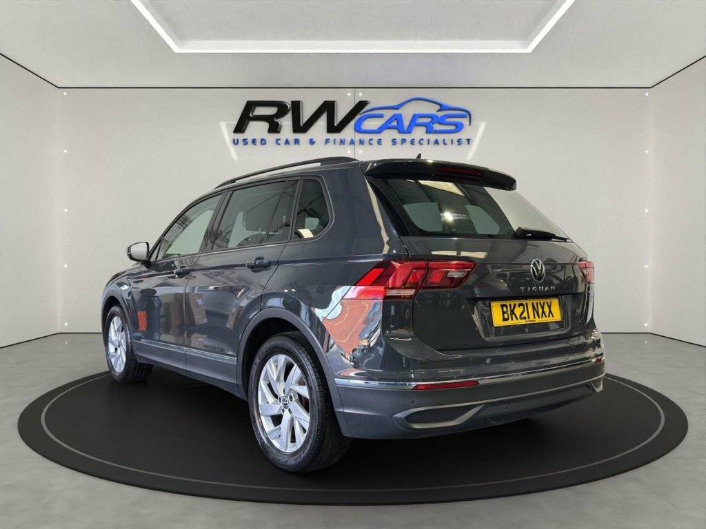 Volkswagen Tiguan 1.5L Life Grey #2