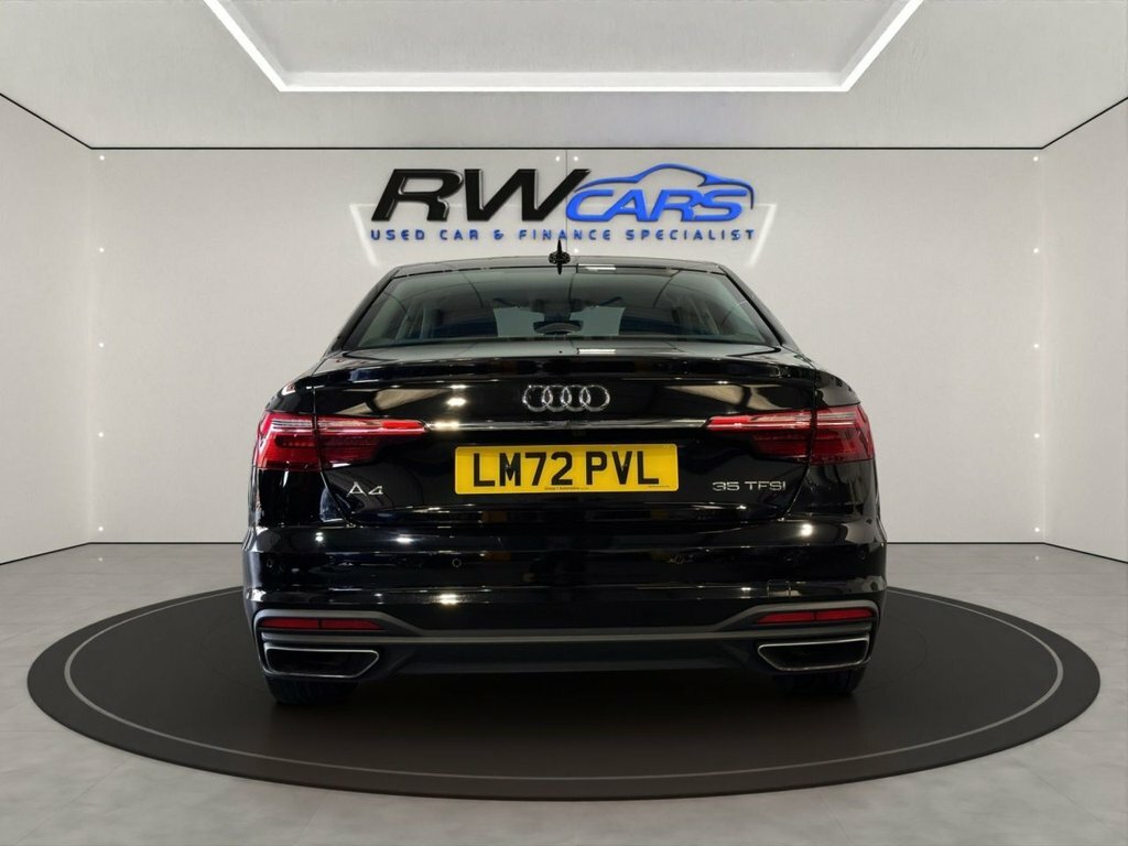 Audi A4 2L Technik Black #3