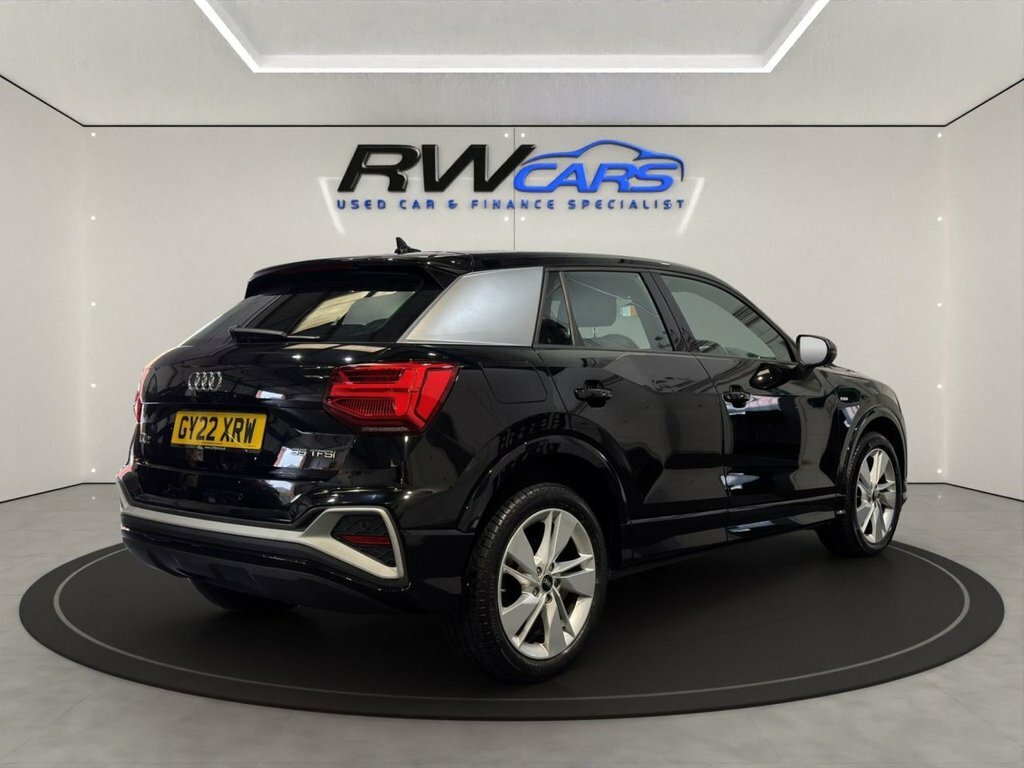Audi Q2 1.5L S Line Black #4
