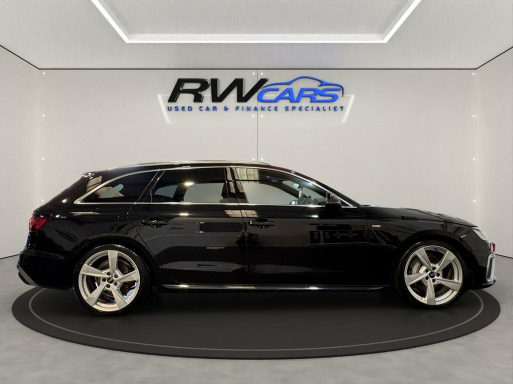 Audi A4 Avant 2L S Line Black #5