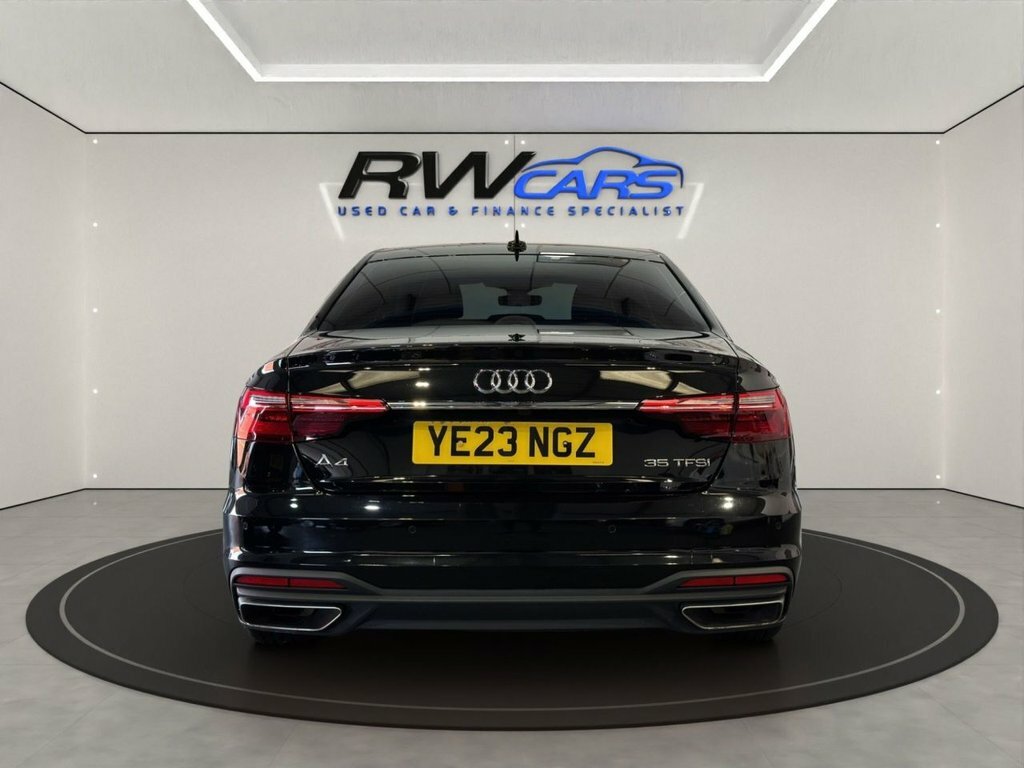 Audi A4 2L Technik Black #3