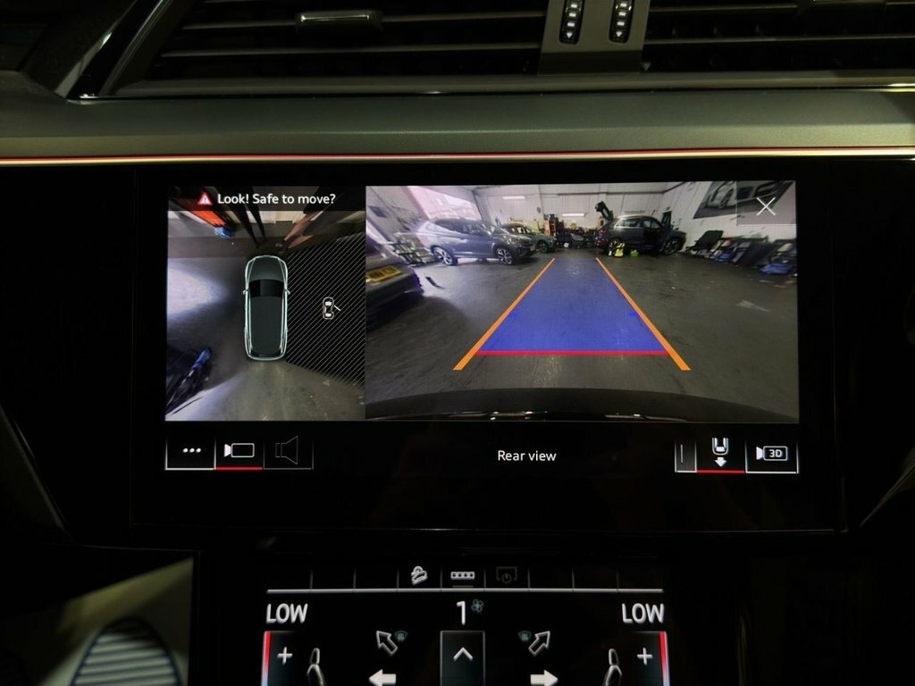 Audi E-tron 300Kw 55 Quattro 95Kwh 2020 Blue #12